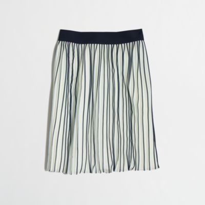 Factory pleated skirt in stripe